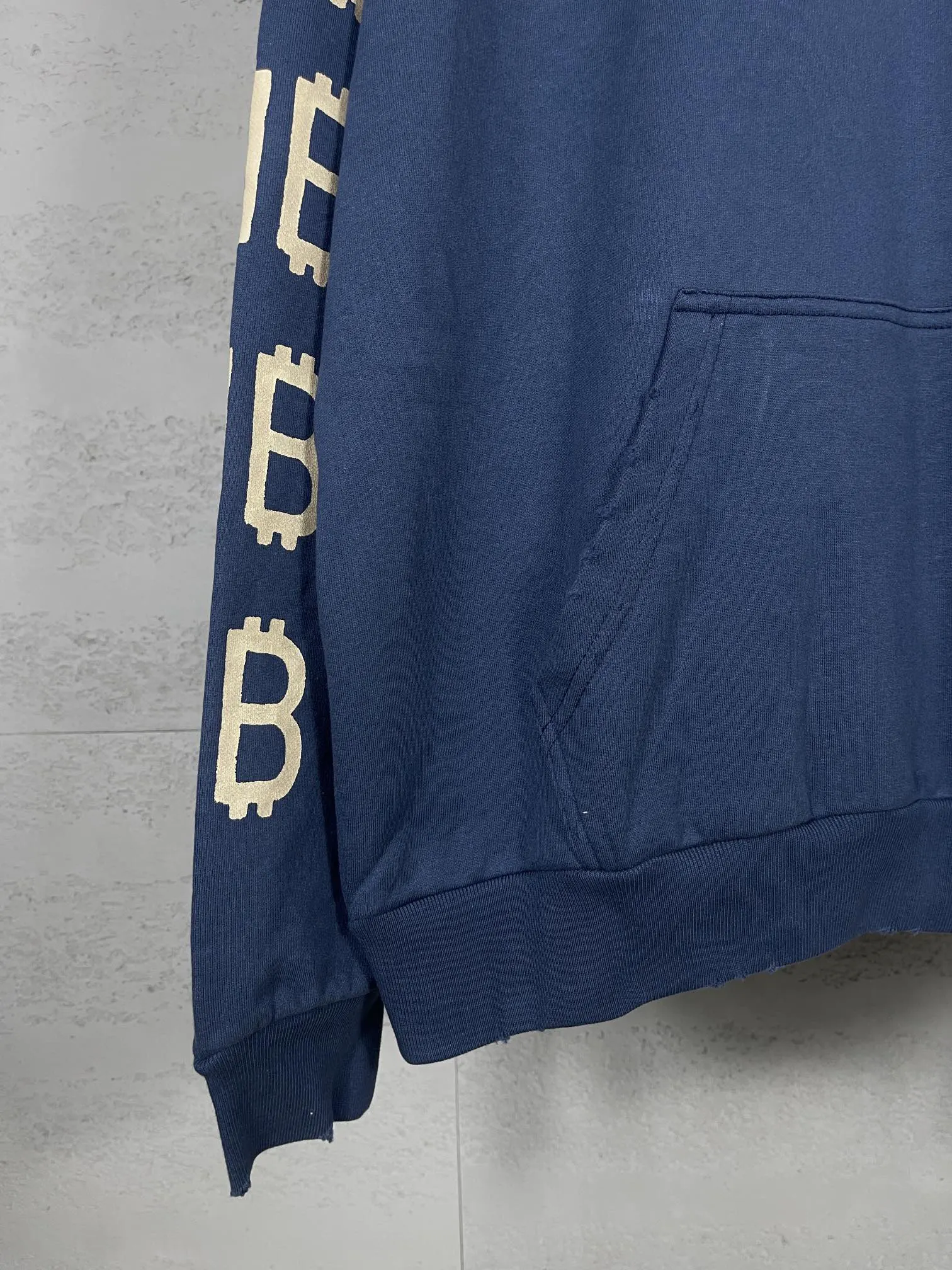 Balenciaga Logo 卫衣 深蓝色