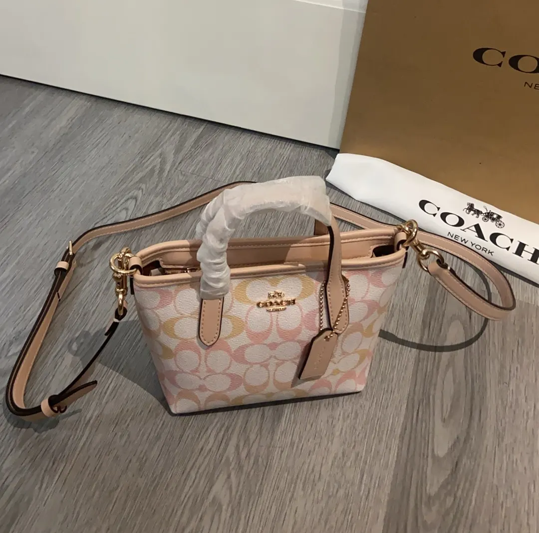 Coach City 15 Style Image 5 Coach City 15 Style Image 5
