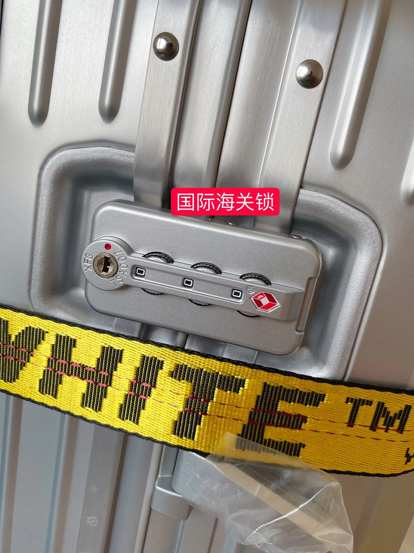 黑色 藍色 Tsa国际海关锁通网国际畅通无阻 行李箱 旅行拉杆款 輕便出行款