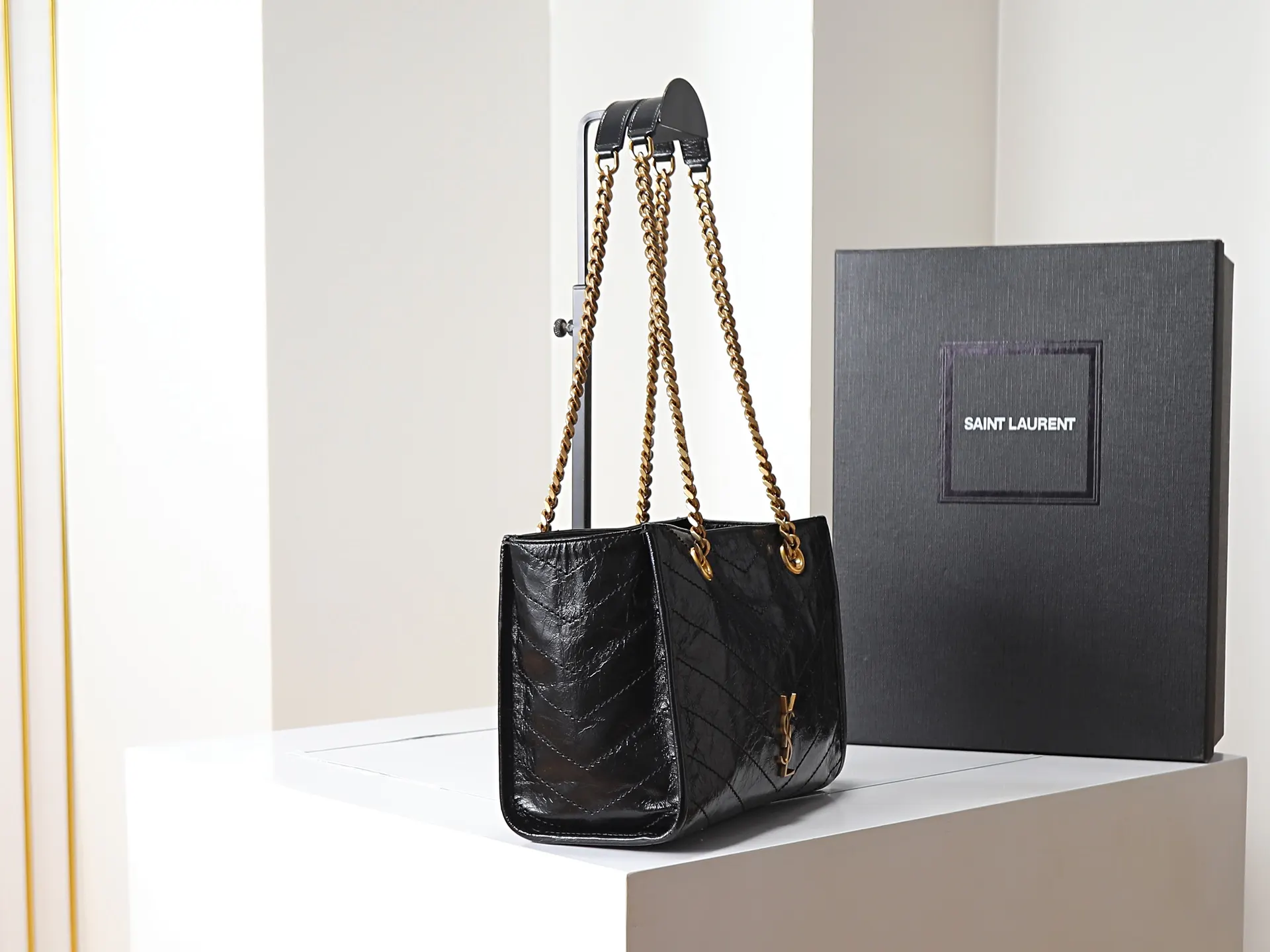 YSL 牛皮 链条包 精致链条款