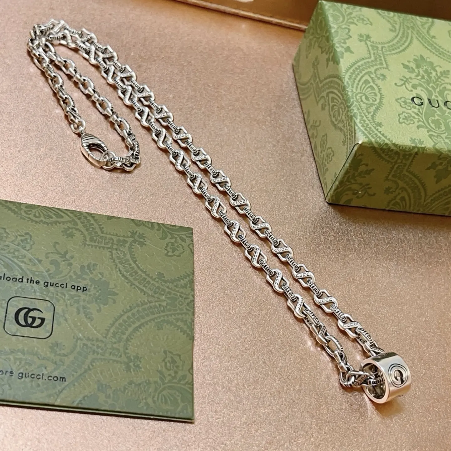 Gucci 链条包 单肩斜挎款