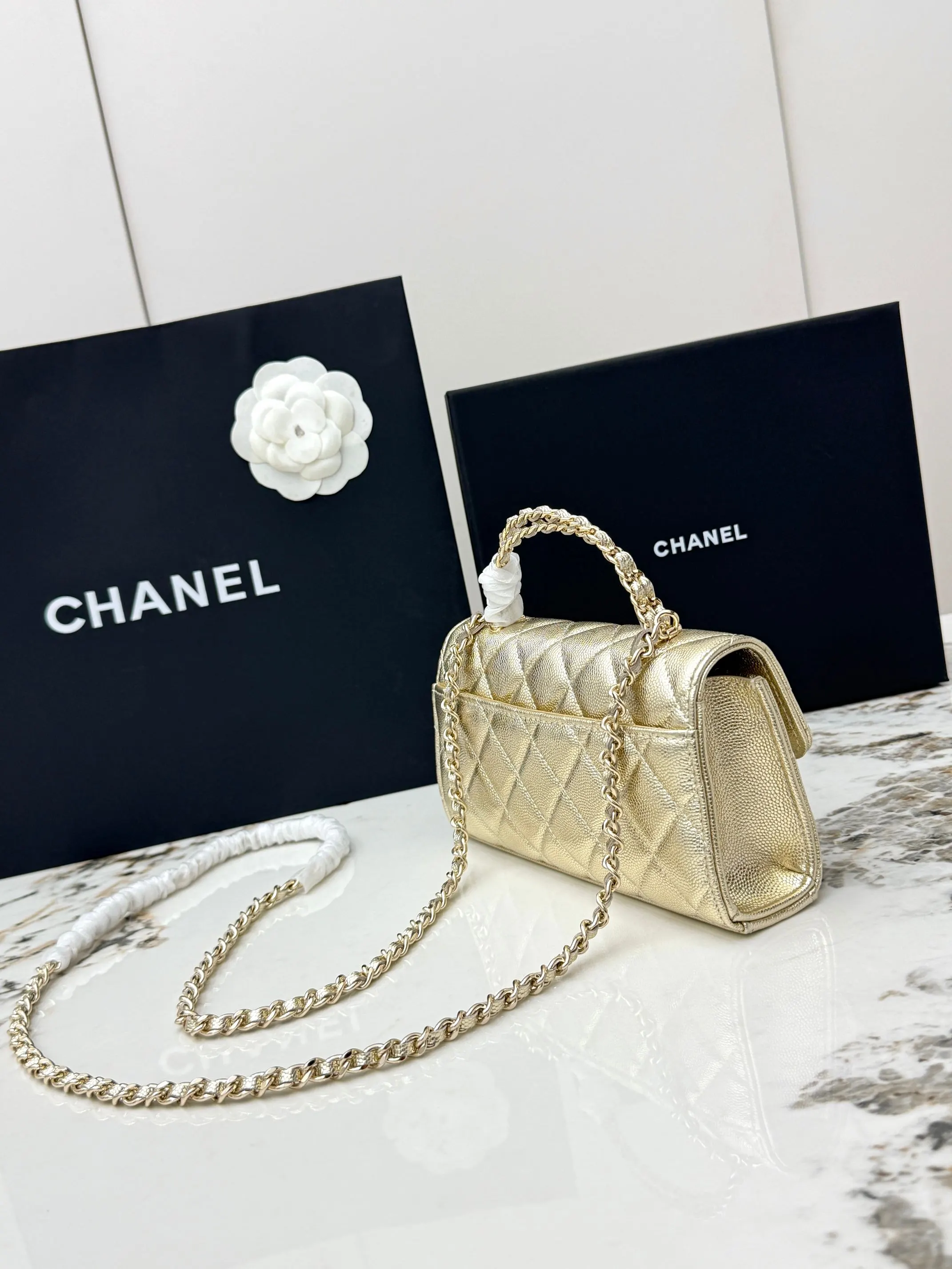 Chanel 米白色牛皮Kelly手提包 金链斜挎