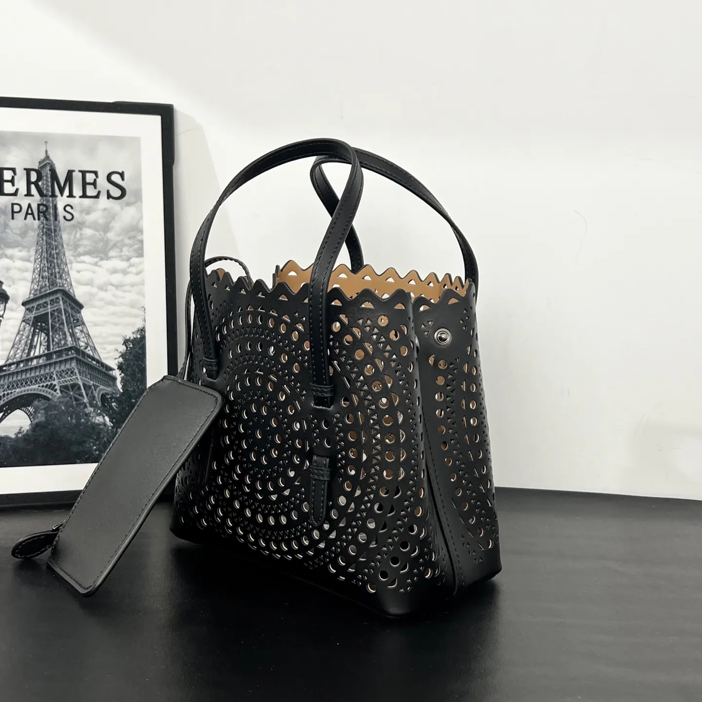 黑色 牛皮 ALAÏA 中号 黑色 ALAIA tote 托特包 大容量托特款