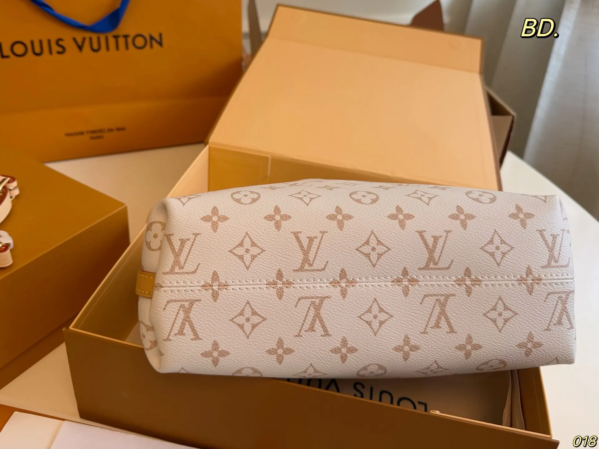 LV 掛件 × Mul 鏈條包 精致鏈條款