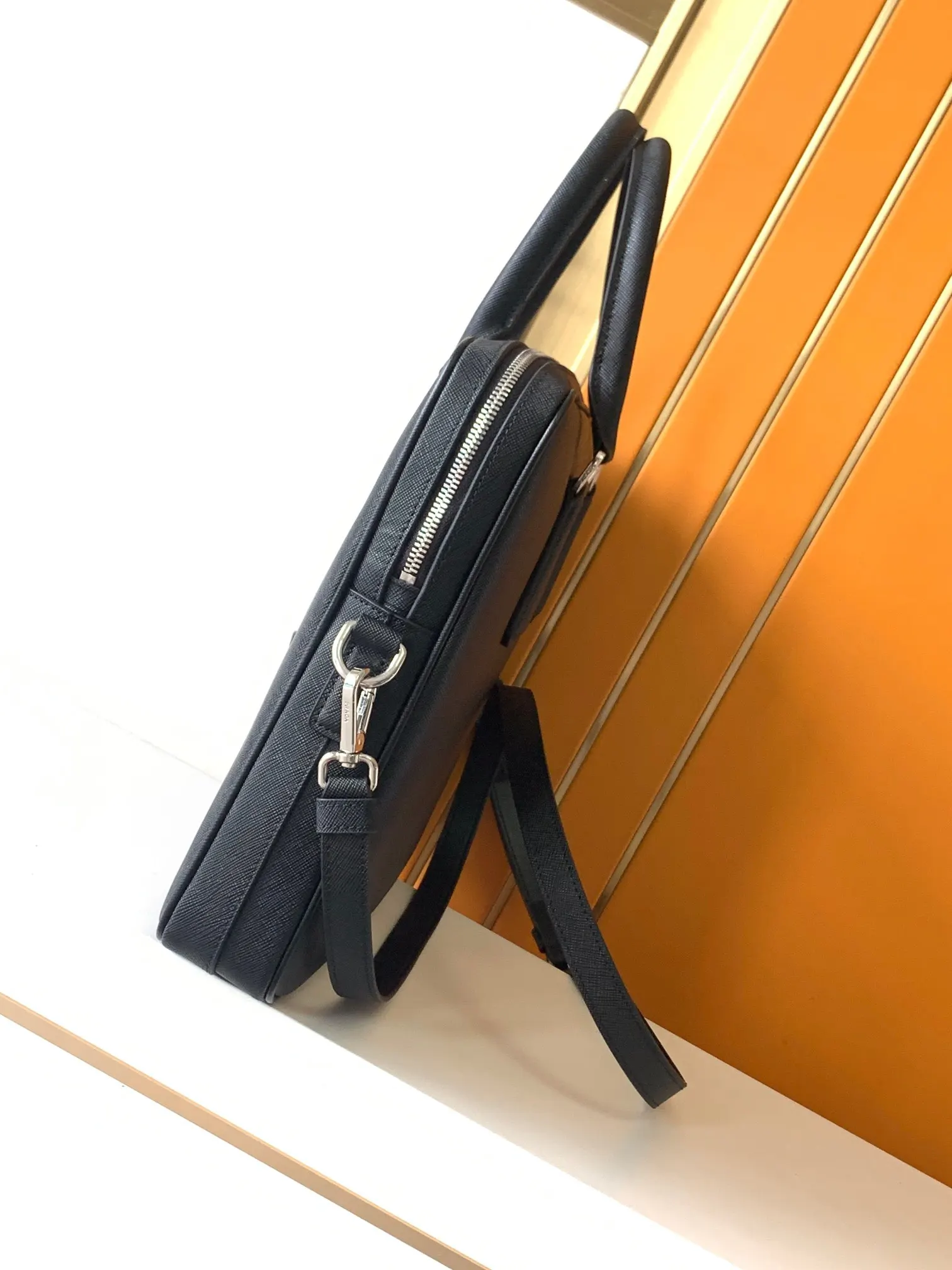 Prada 公文包 商務通勤款