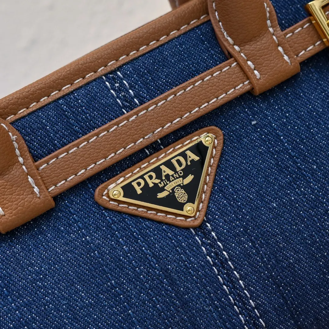 Prada 牛皮 牛仔 斜挎包 迷你休闲