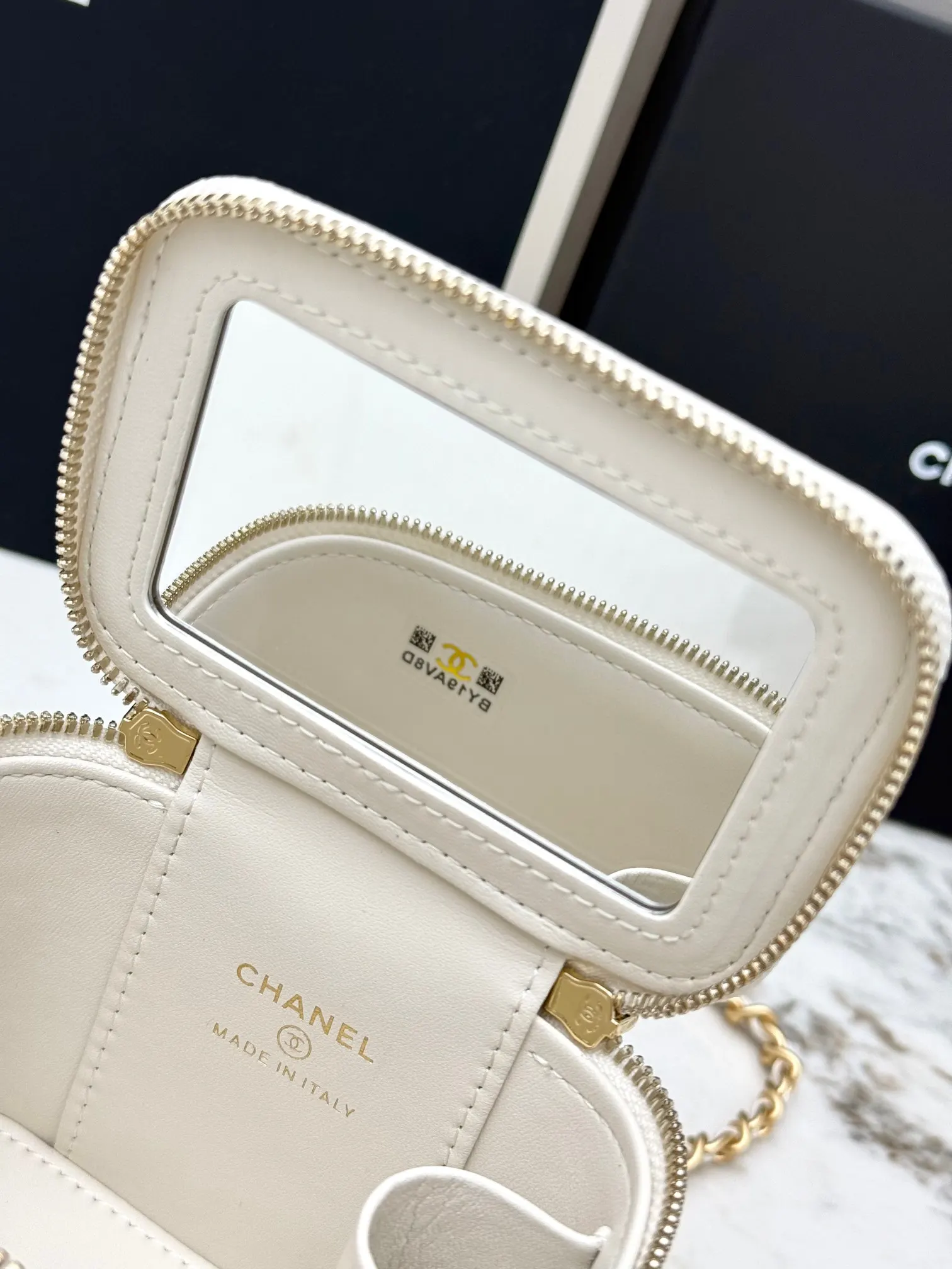 CHANEL 金色 羊皮 链条包 精致链条款
