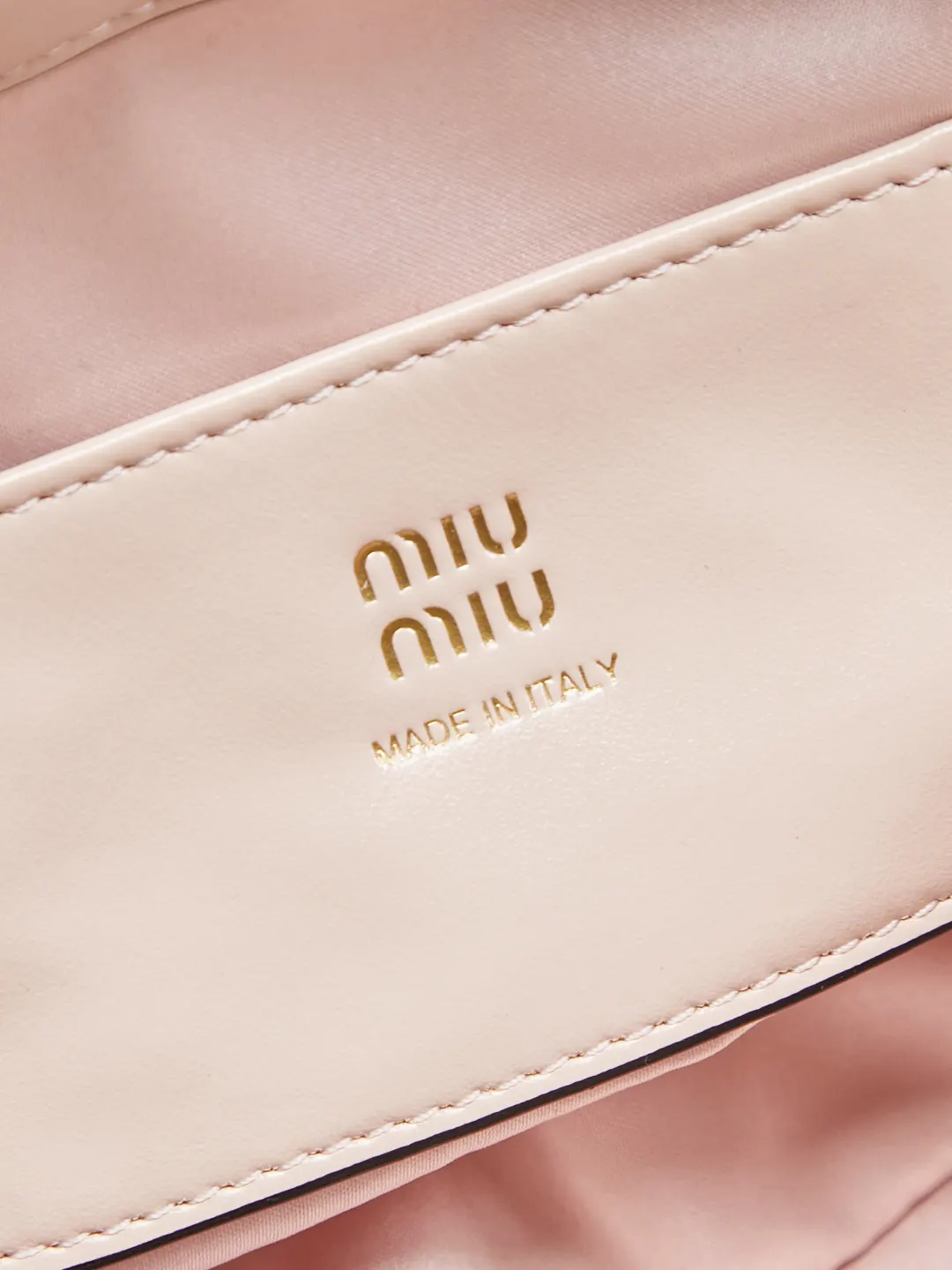 Miu 小牛皮 双肩包 实用双肩款