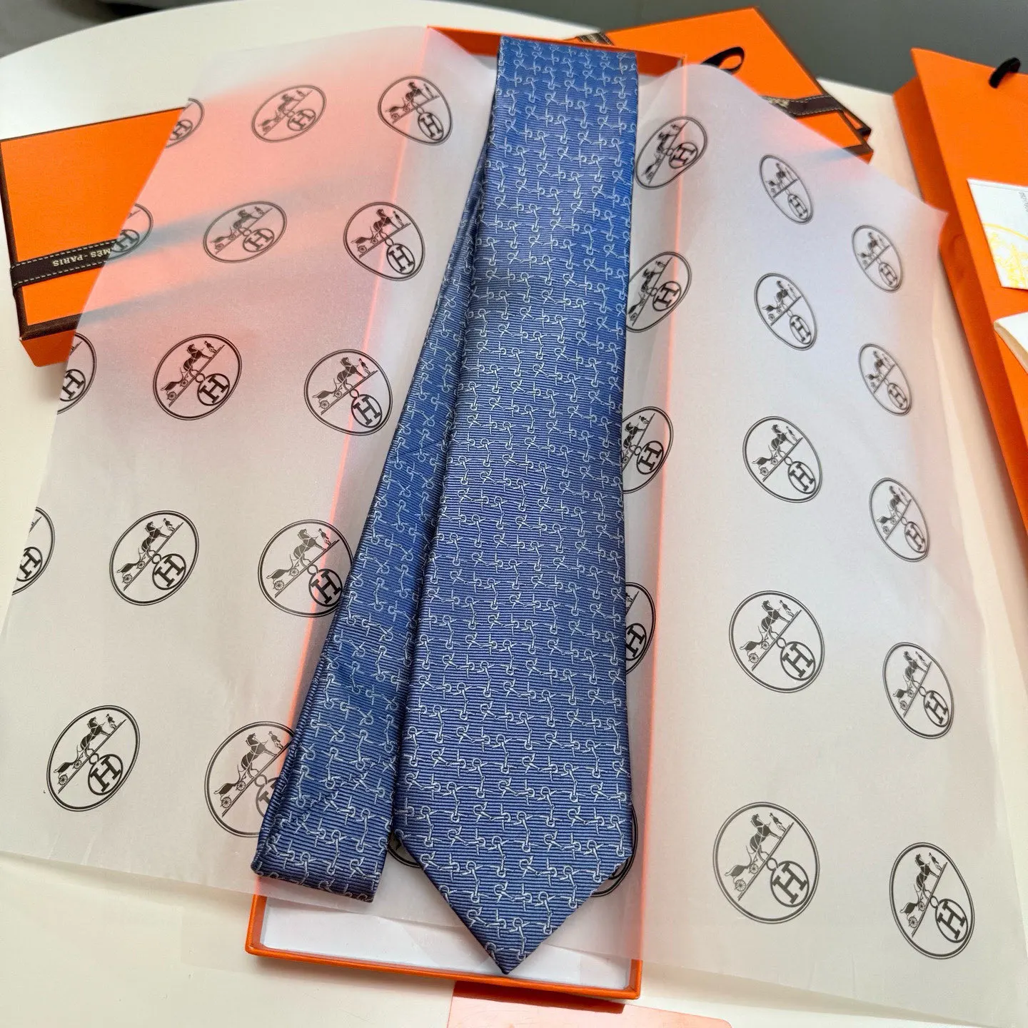 Hermes 领带 精致配饰款