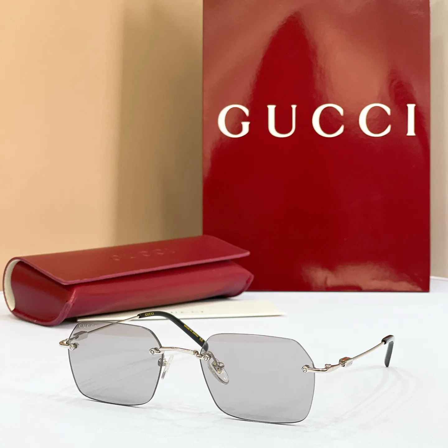 Gucci 墨镜 时尚防晒款 款27