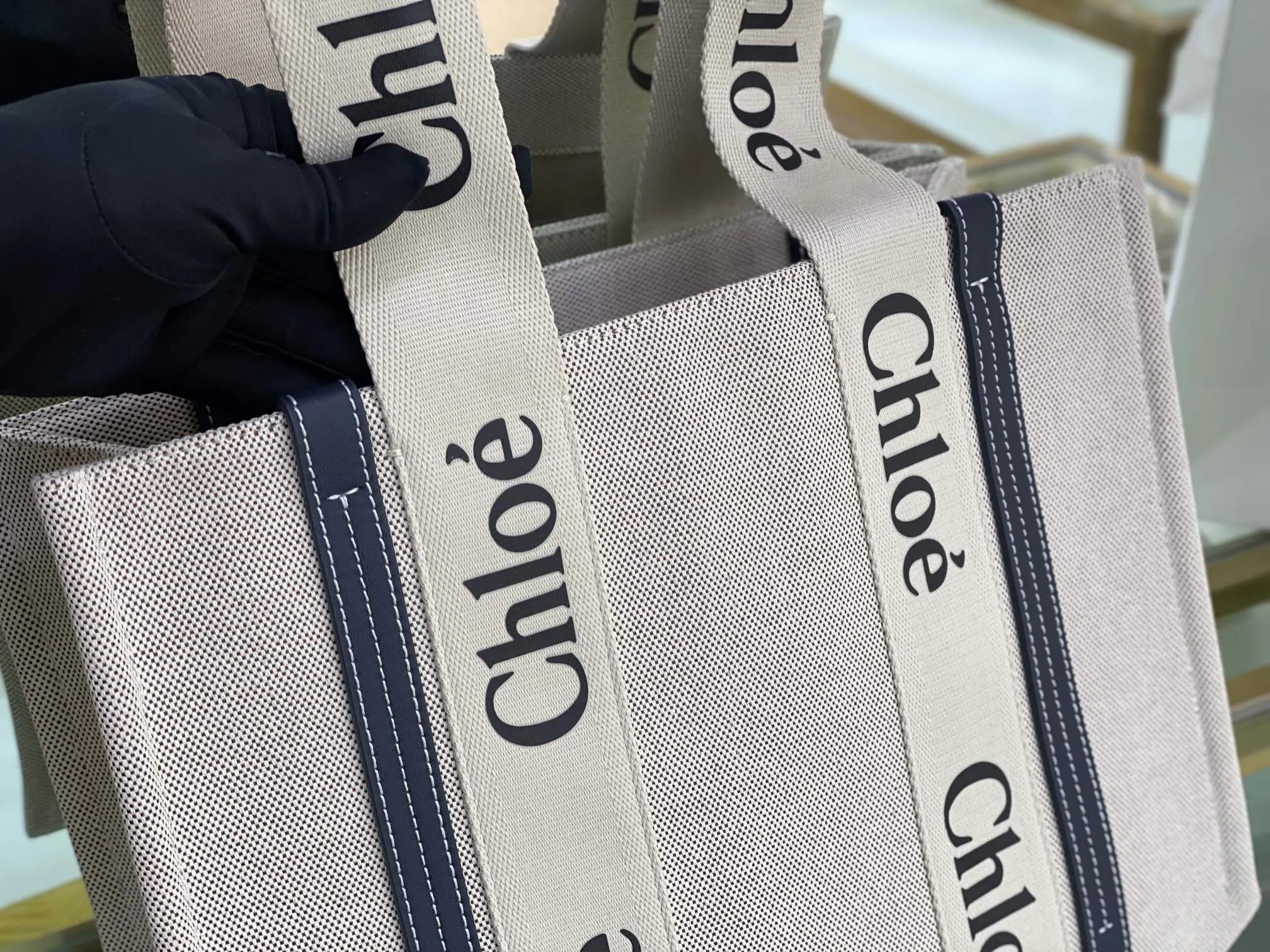帆布 图片为中号 Chloe Woody Tote Bag 托特包 大容量托特款