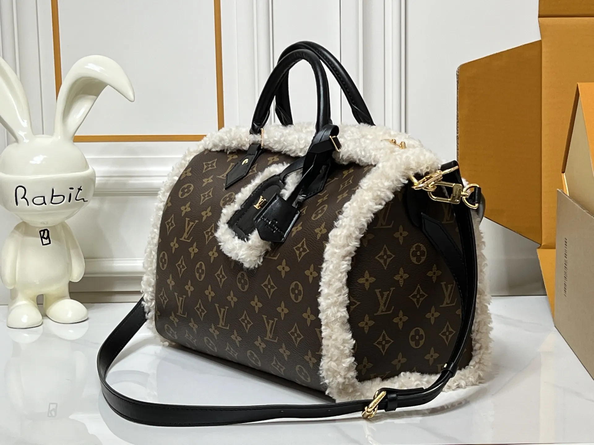 Fashion Item Travel Canvas