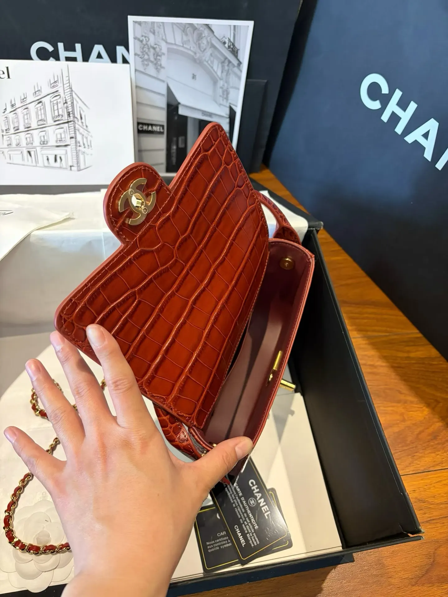 Red Gold Hobo Shoulder Bag Vintage Leather