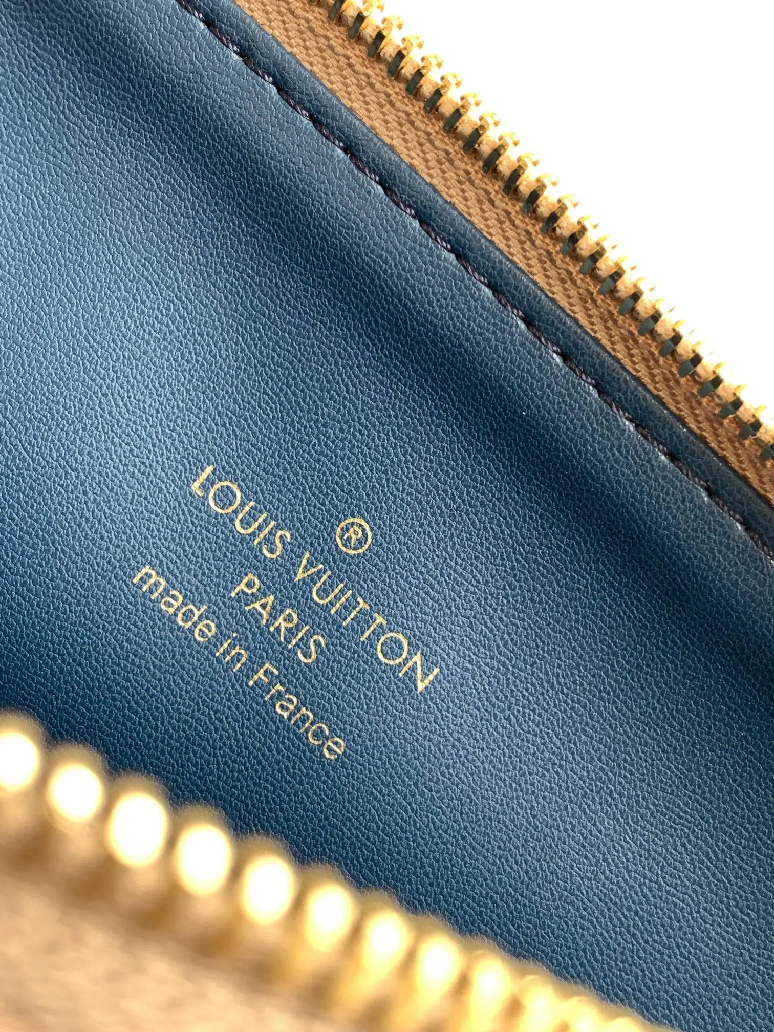 LV chain bag, shoulder crossbody model Image 9 LV chain bag, shoulder crossbody model Image 9