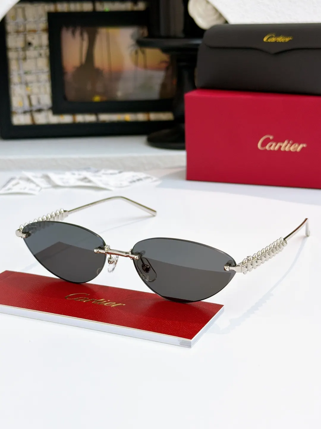 Cartier 墨镜 时尚防晒款 款18