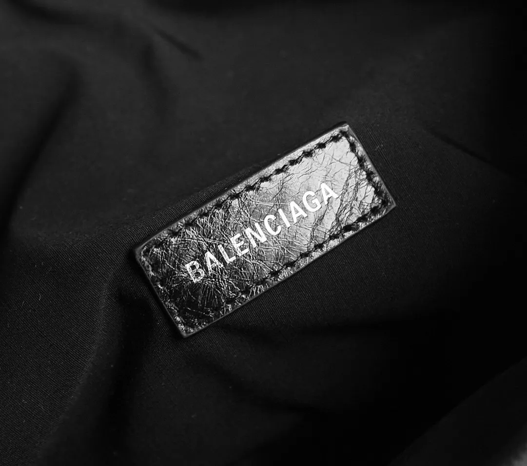 Balenciaga 尼龙 腰包 休闲腰包款