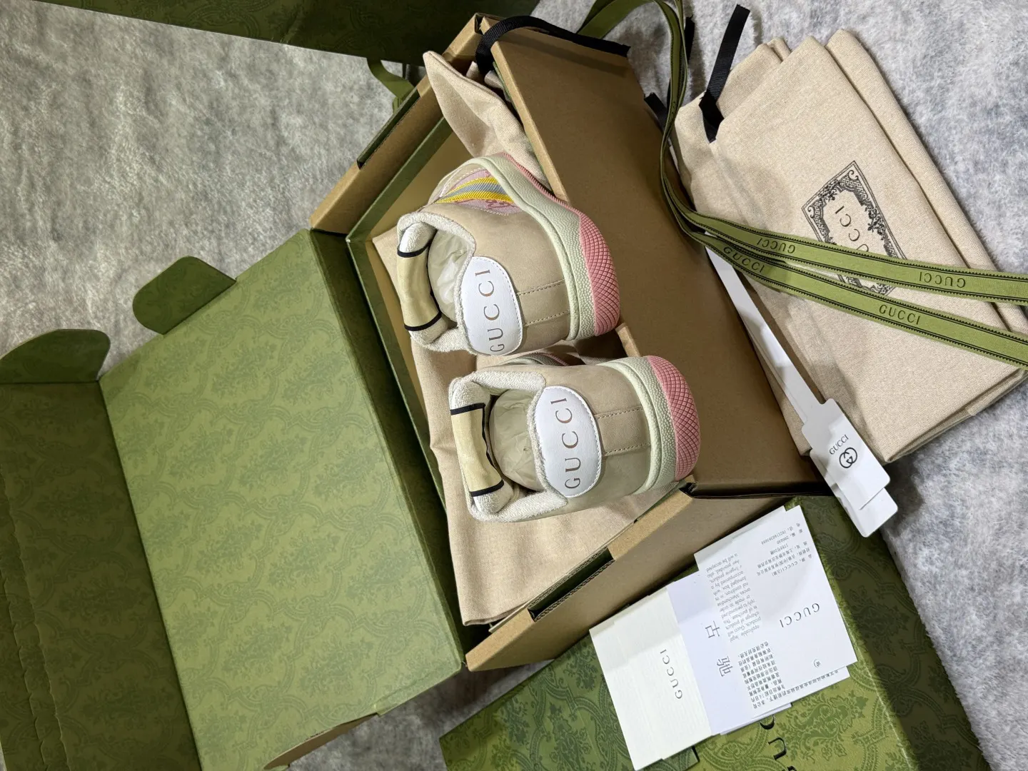 Gucci Logo休闲运动鞋