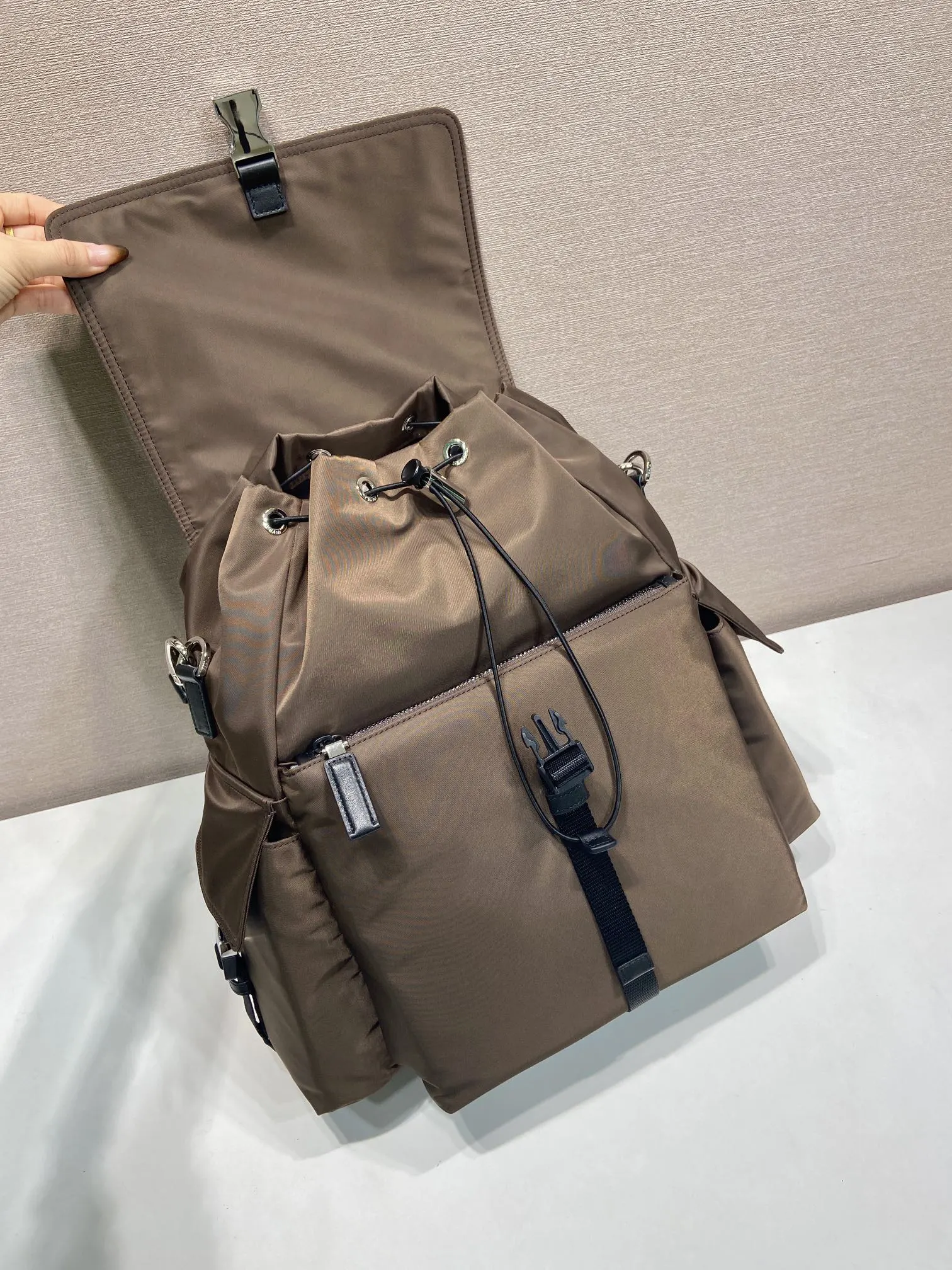 尼龍 雙肩包 Explore手袋 实用雙肩款
