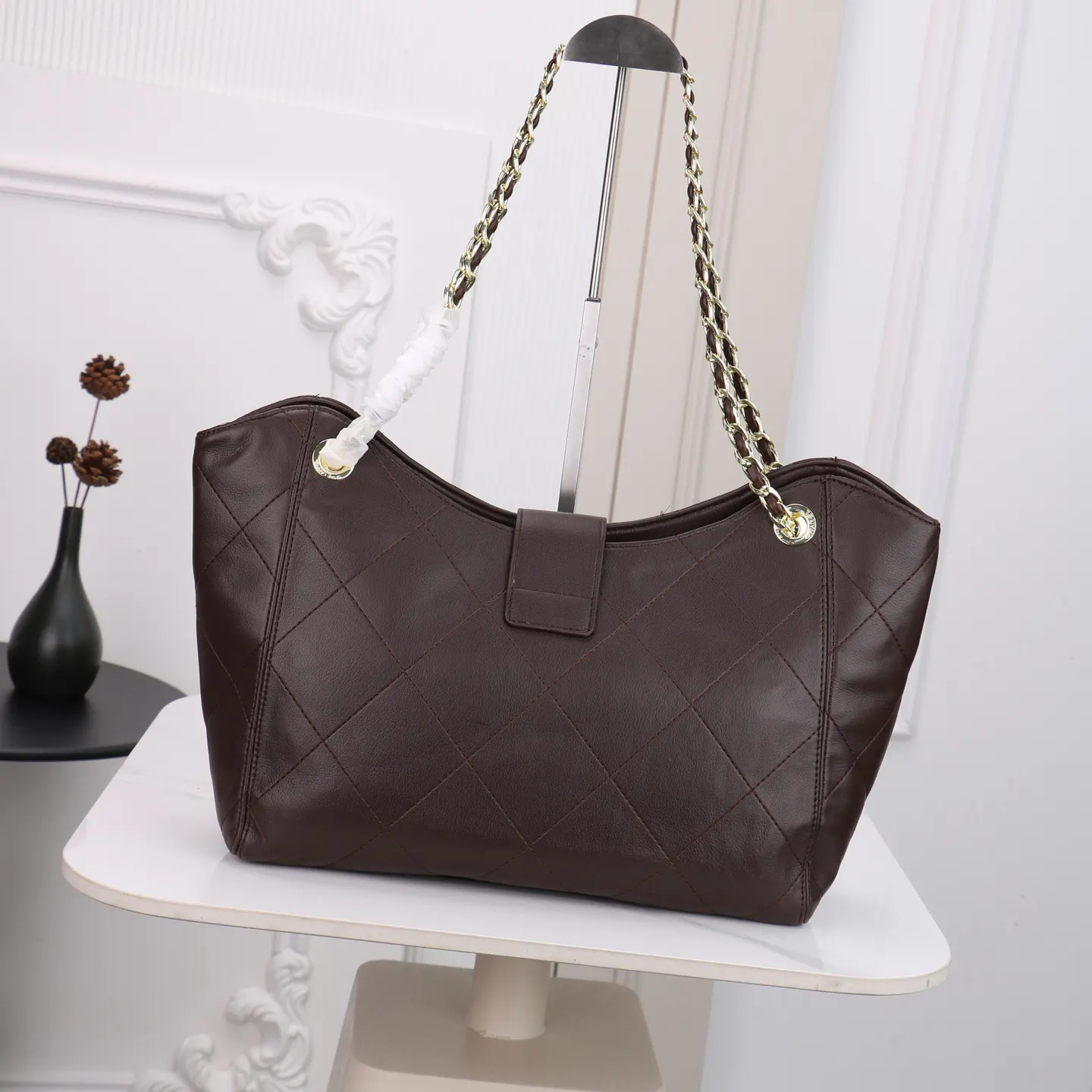 Chanel Tote Bag