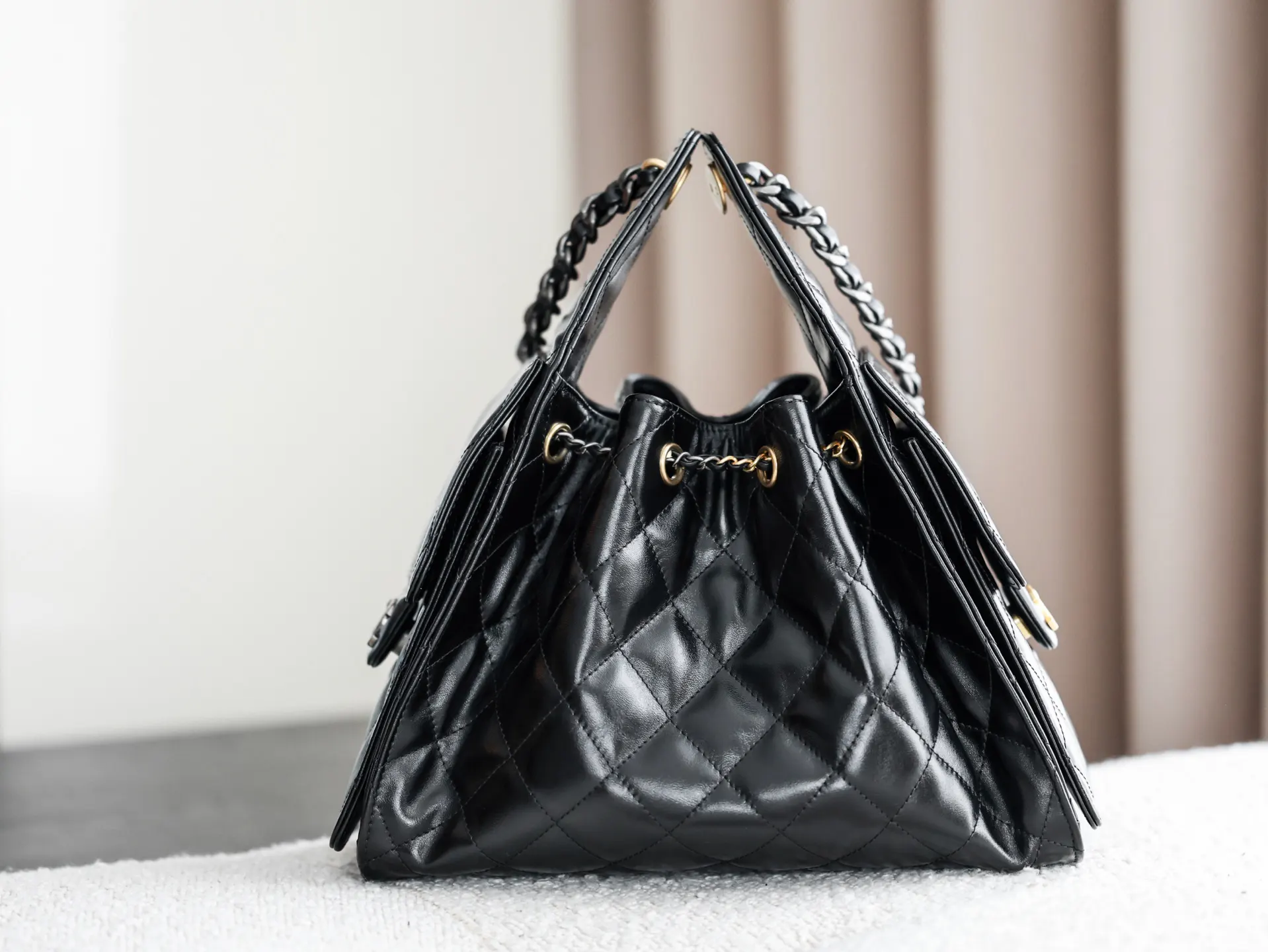 Chain Bag Leather