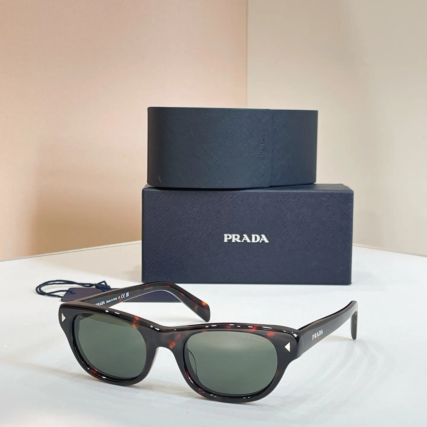 Prada SPR C08S 太阳镜