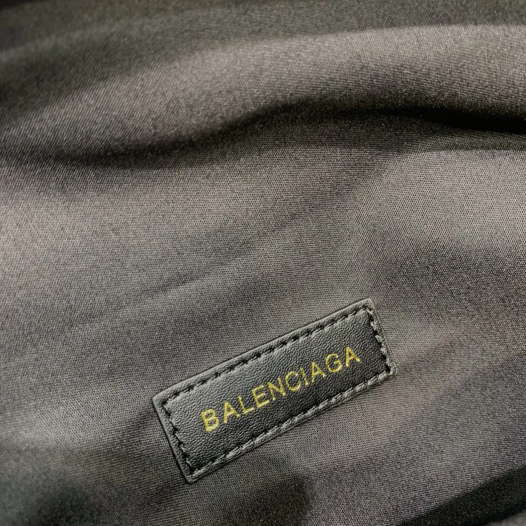 巴黎家Balen Wheel Logo 刺繡腰包 尺 休閒腰包款(數字8) 巴黎家Balen Wheel Logo 刺繡腰包 尺 休閒腰包款(數字8)