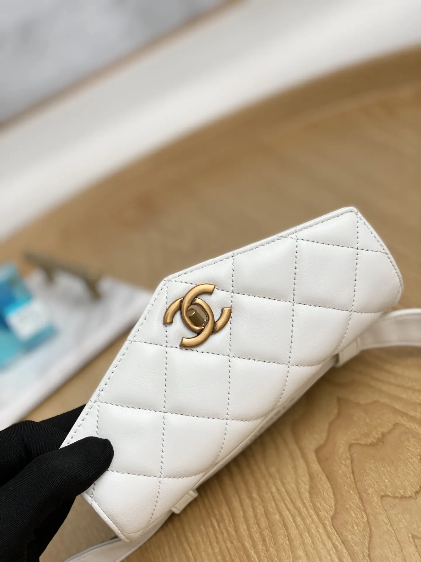 CHANEL 羊皮 真的是美的不要不要的 各种喜欢难以言表 腰包 休闲腰包款