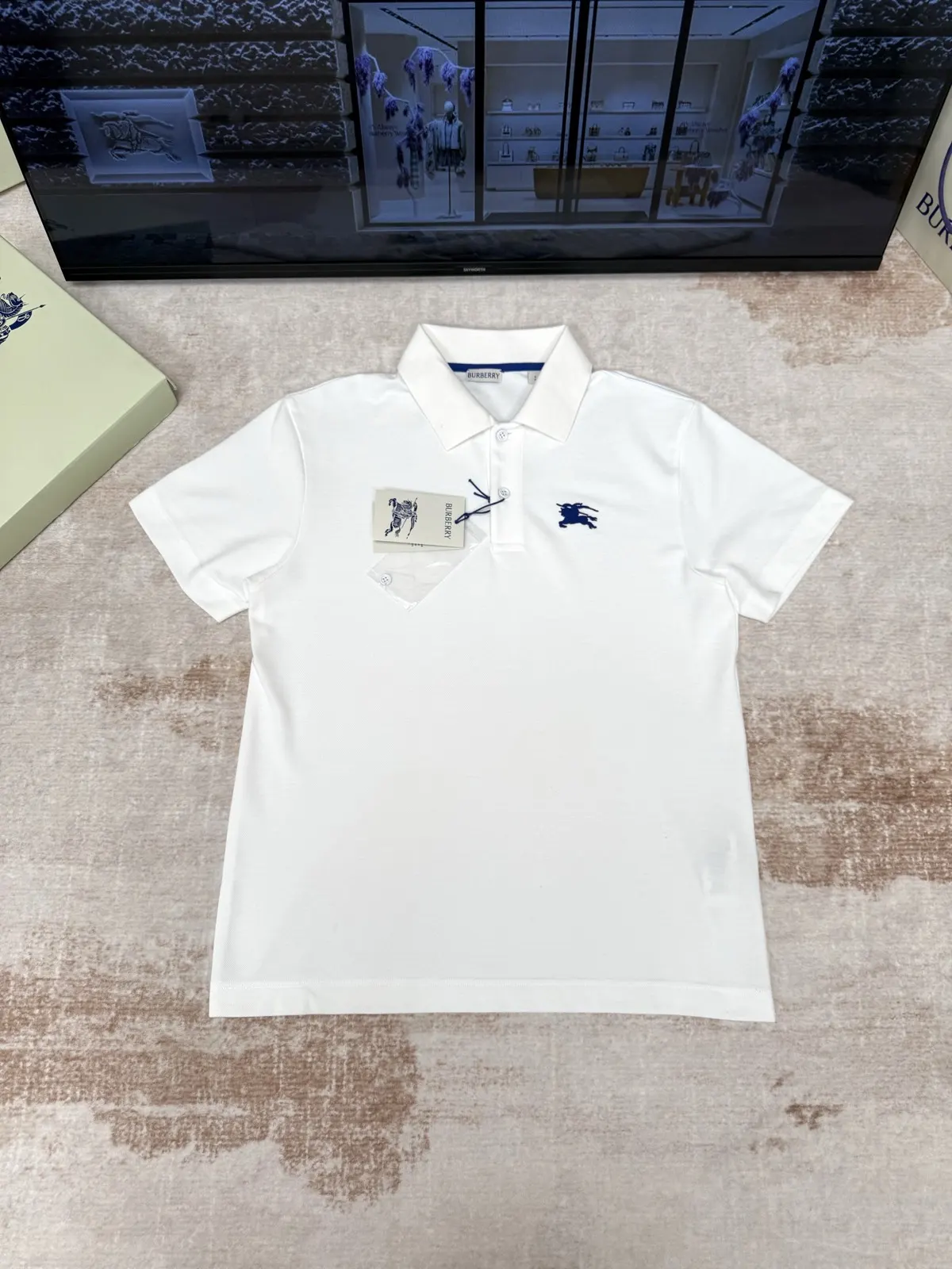 Burberry 刺绣 针织衫 质感针织款