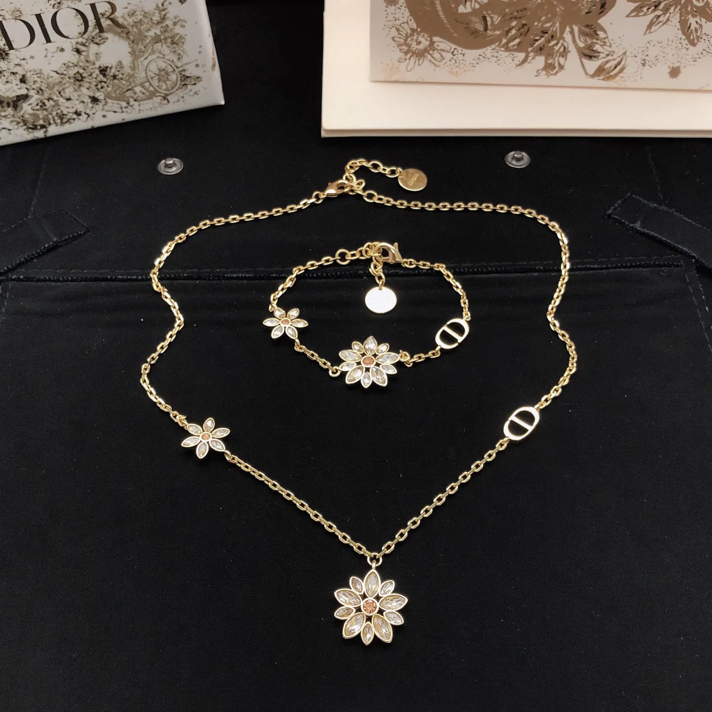 Dior 项链 精致锁骨链