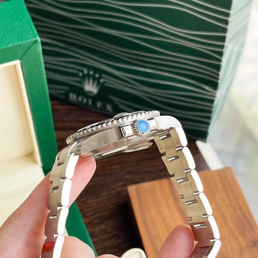 Rolex 手錶 劳力士黑水鬼潜航者型系列是經典腕表的典 經典腕表款