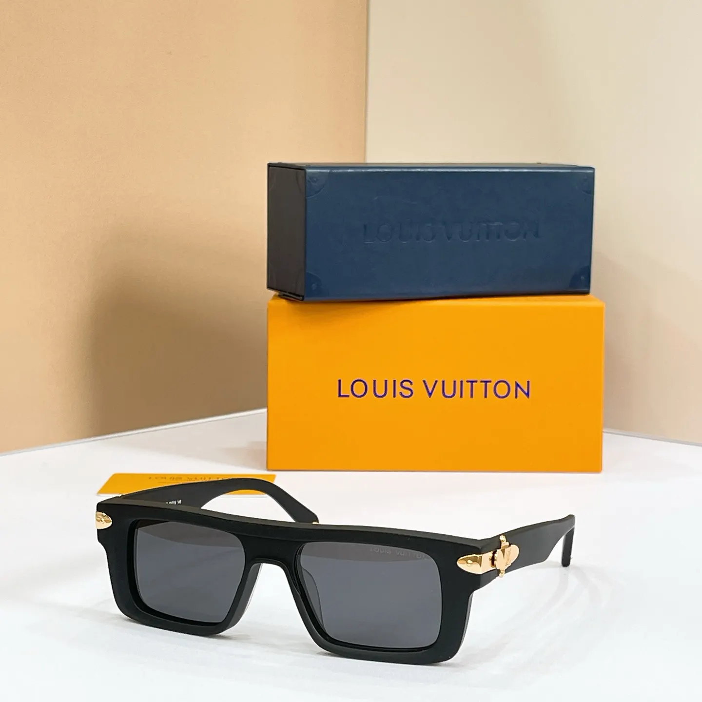 LV 墨镜 时尚防晒款 款14