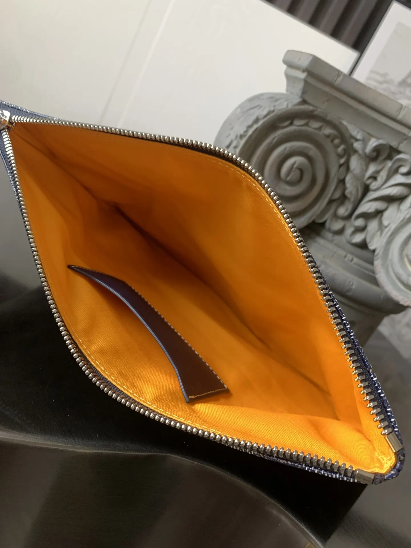 Goyard 深藍 鼎鼎戈雅 手拿包 精致手拿款(數字6) Goyard 深藍 鼎鼎戈雅 手拿包 精致手拿款(數字6)