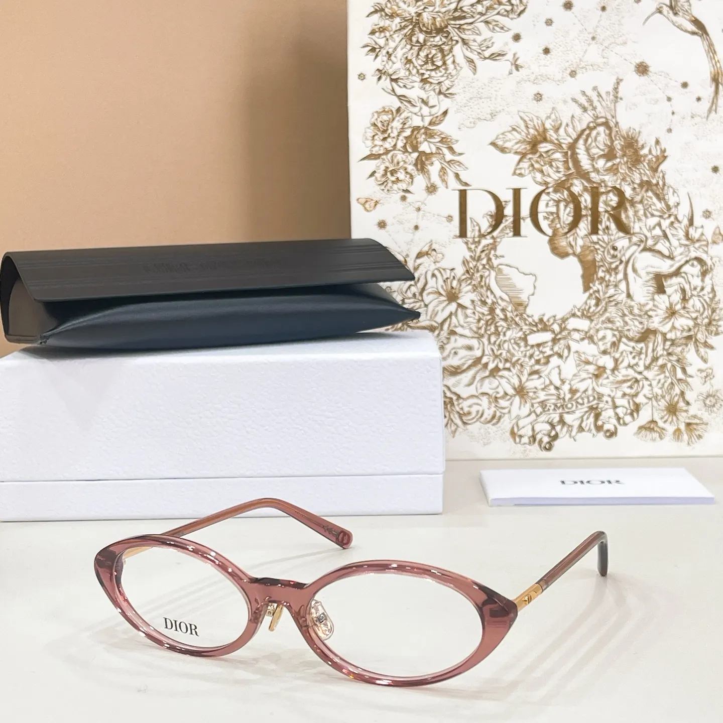 Dior 黑色细框眼镜 简约通勤款