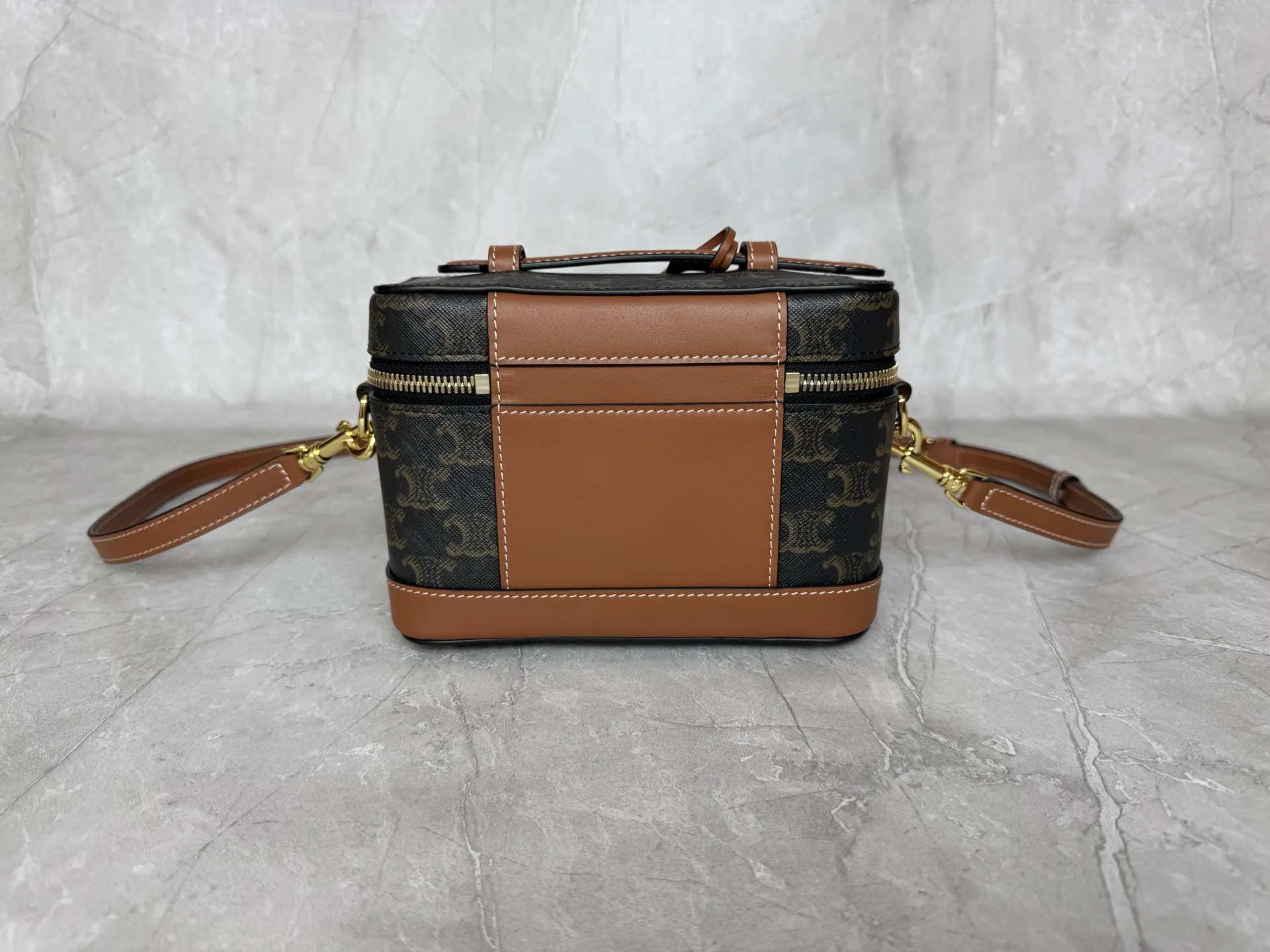 Crossbody Bag Lightweight Leather