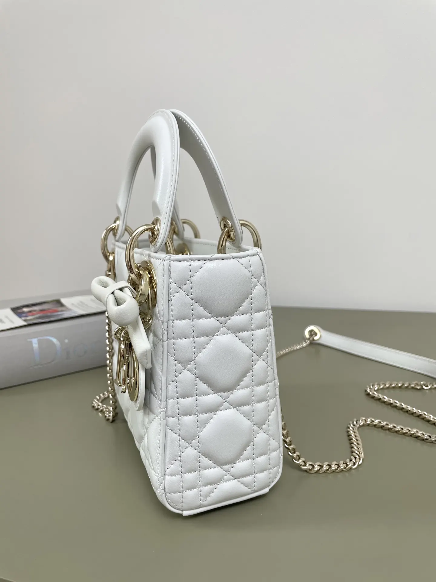 Dior Lady Dior Lady 奶白色羊皮链条包 手提斜挎