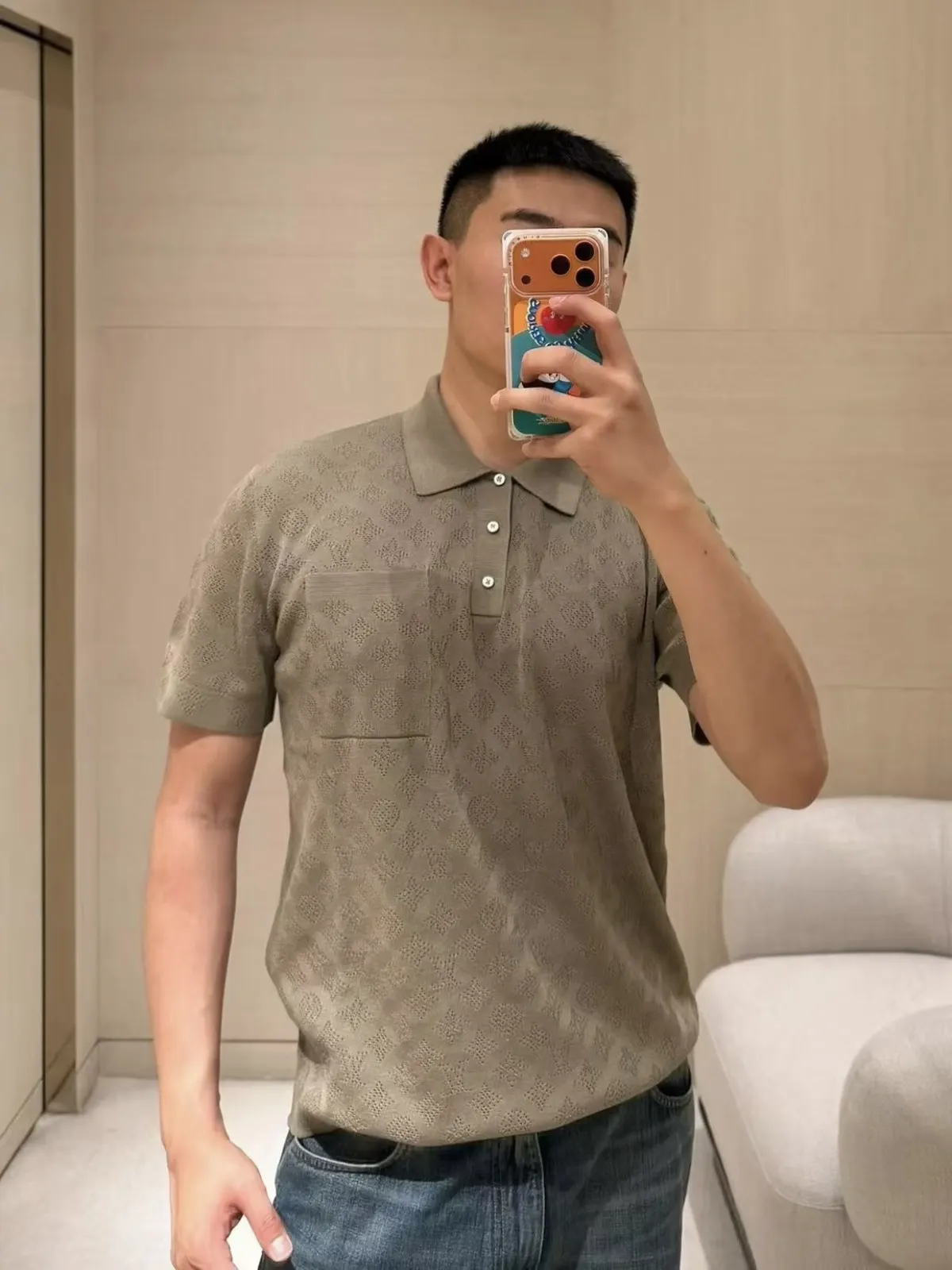 LV 绿色 Mo字母 短袖T恤 休闲百搭款