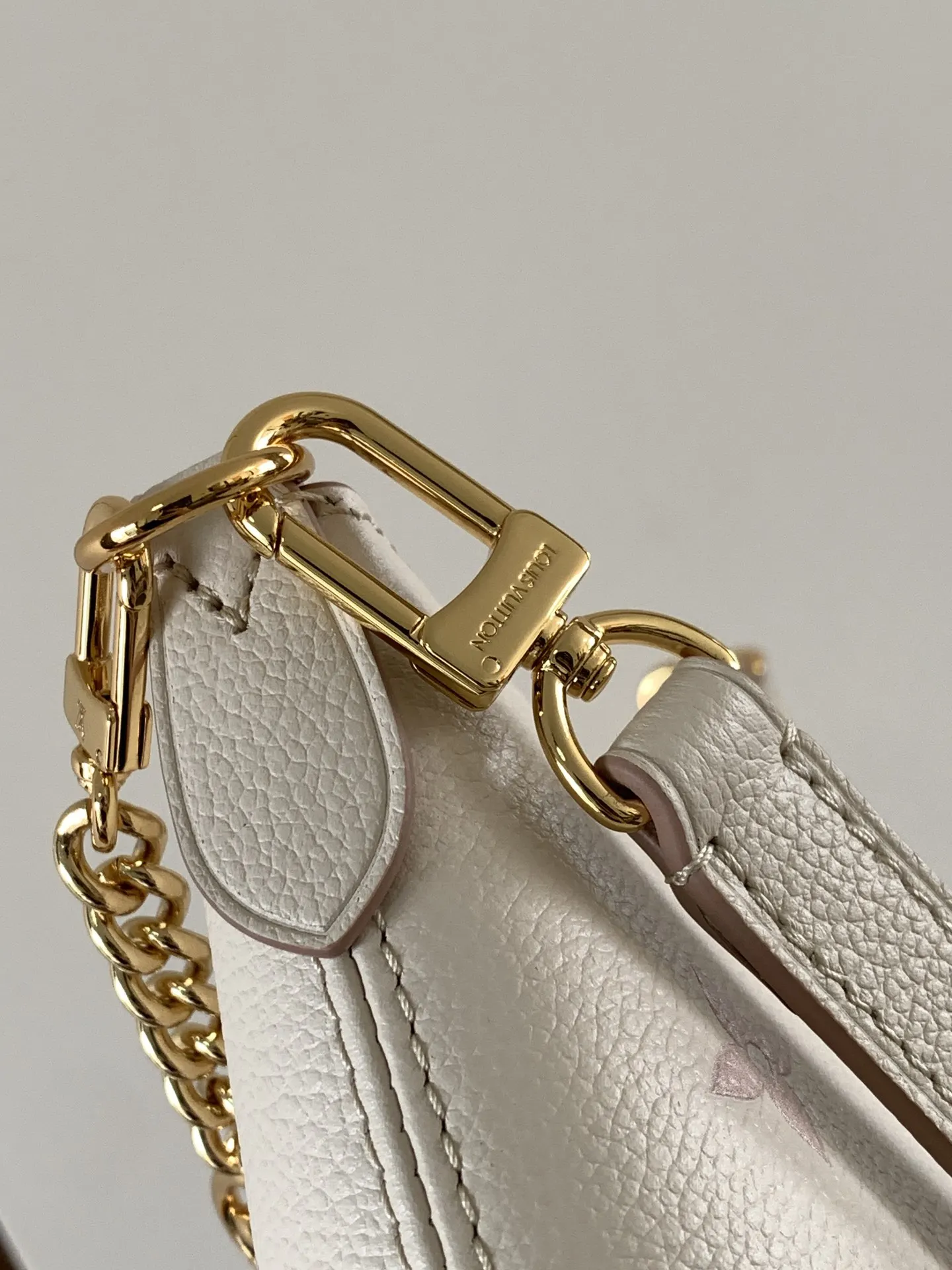 LV Boulogne chain bag, shoulder crossbody Image 7 LV Boulogne chain bag, shoulder crossbody Image 7