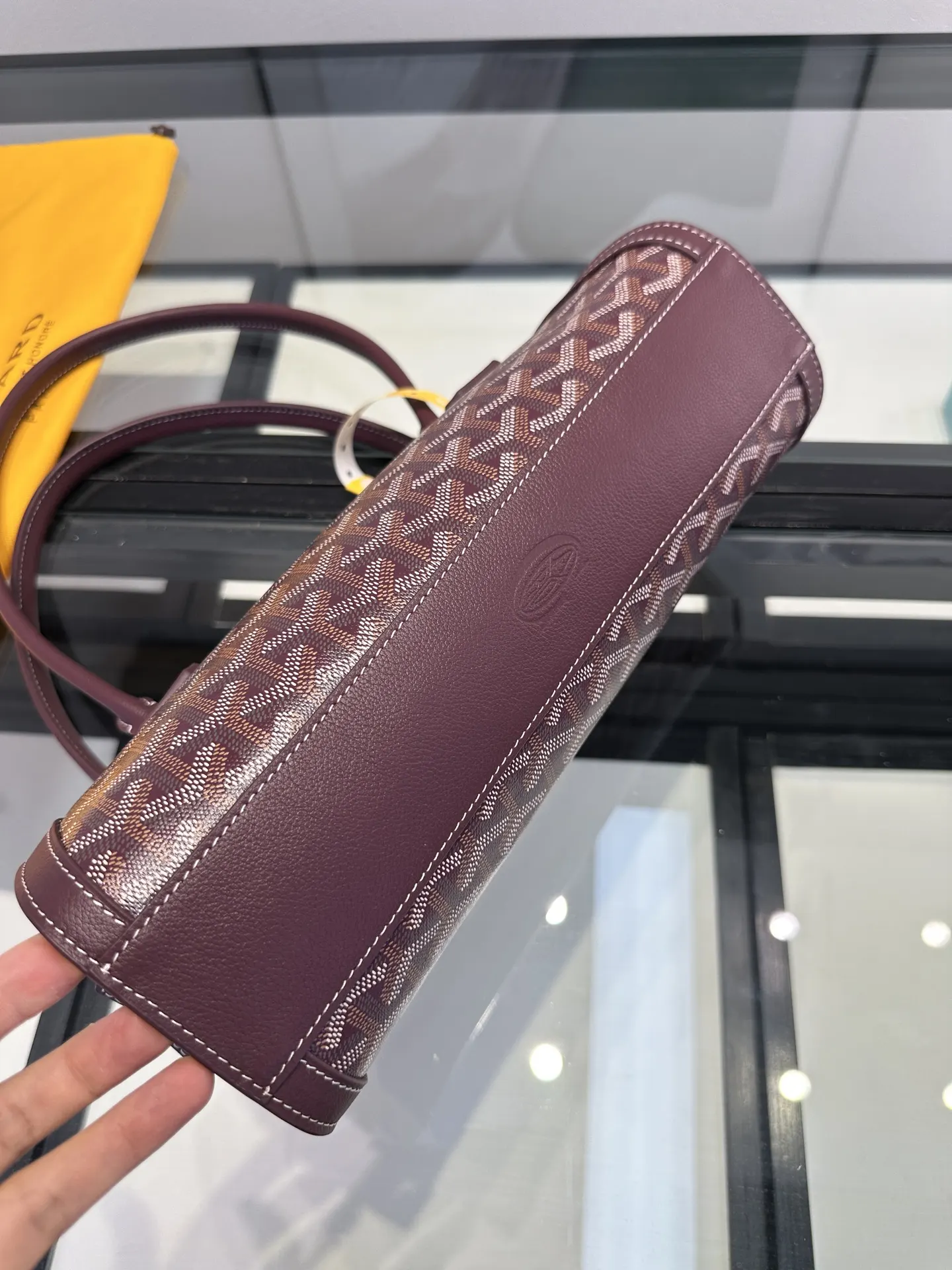 Goyard 酒红 手提随性 腋下时髦 轻松适 通勤约会各种场合 腋下包 复古腋下背款