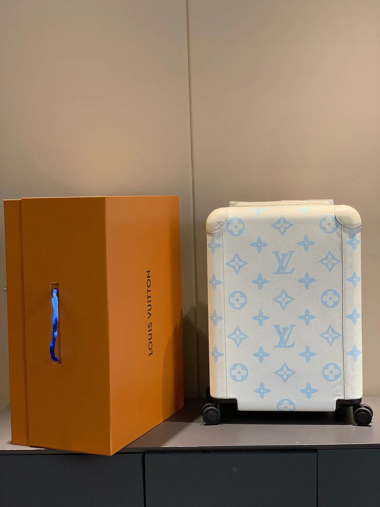 驴牌拉杆箱旅行箱 路易v 变色皮 海关锁 万向 行李箱 旅行拉杆款 轻便出行款