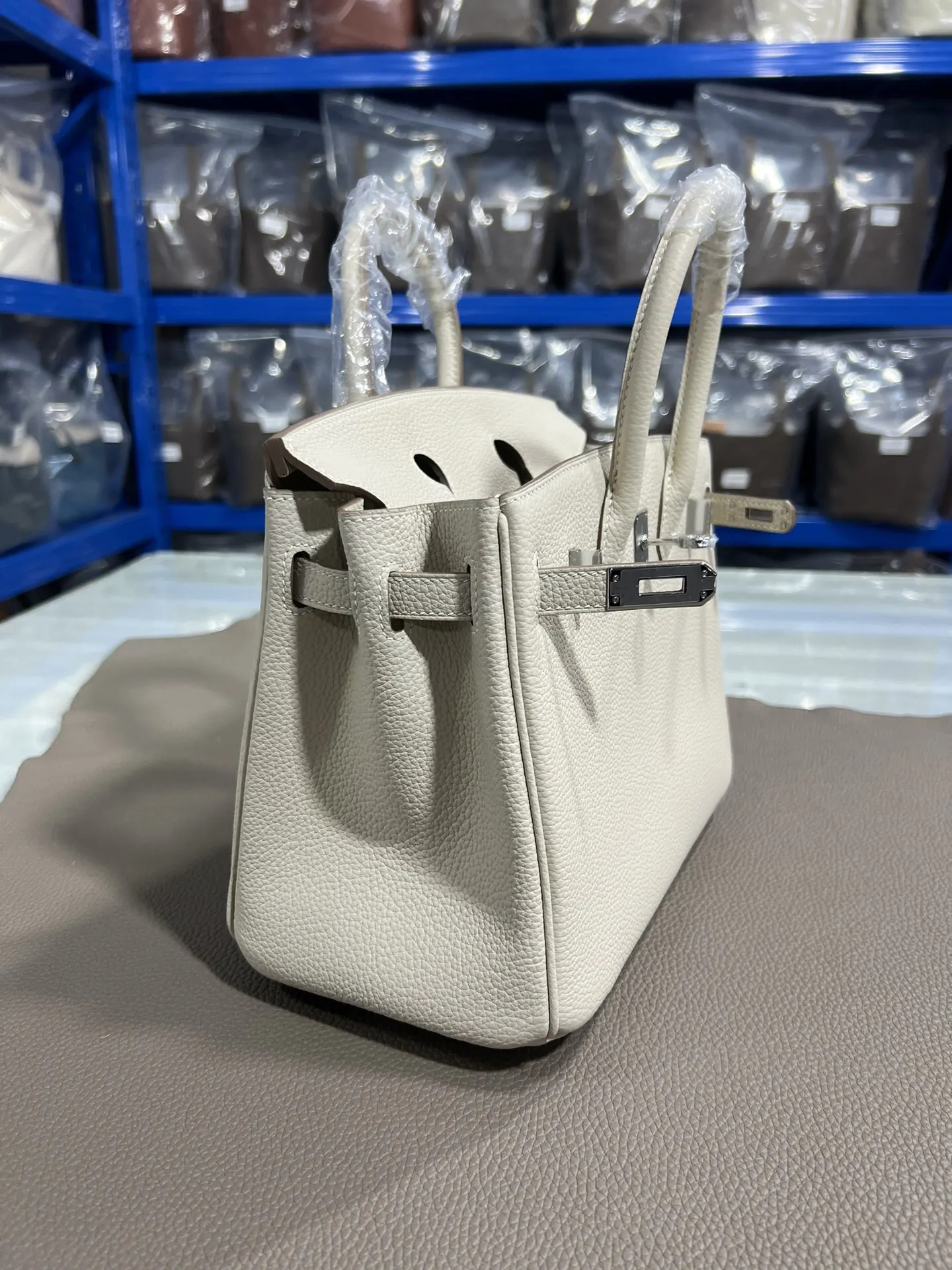Hermès Birkin 奶昔白 Togo牛皮 手提包 25cm