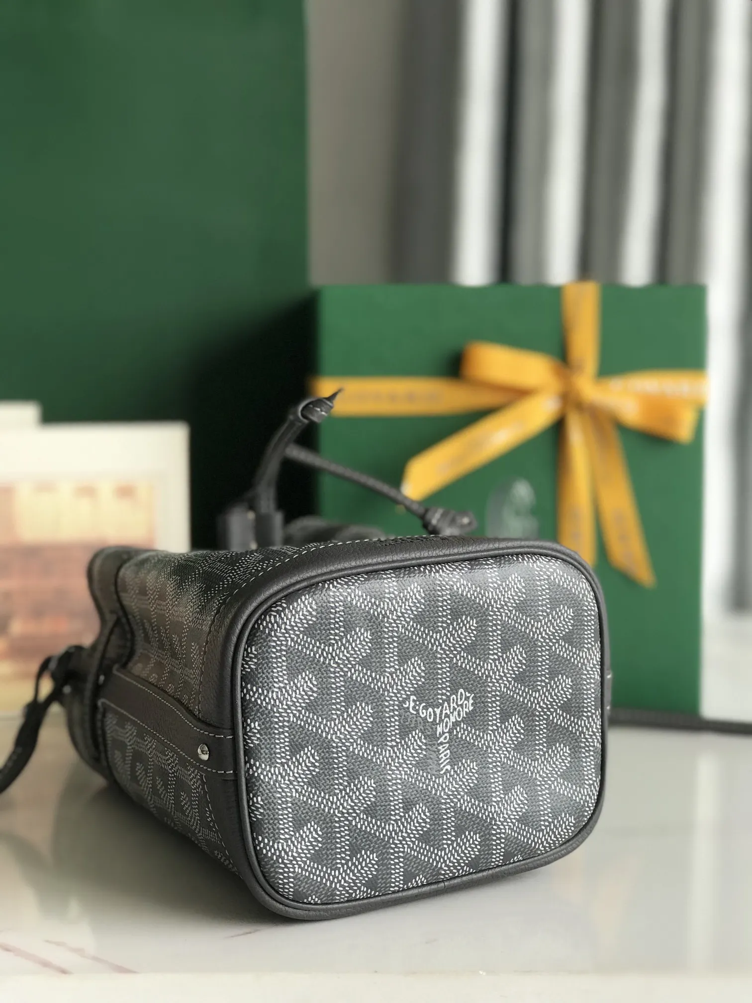 Goyard 皮革 × ×鼎鼎戈雅 水桶包 休閒水桶款