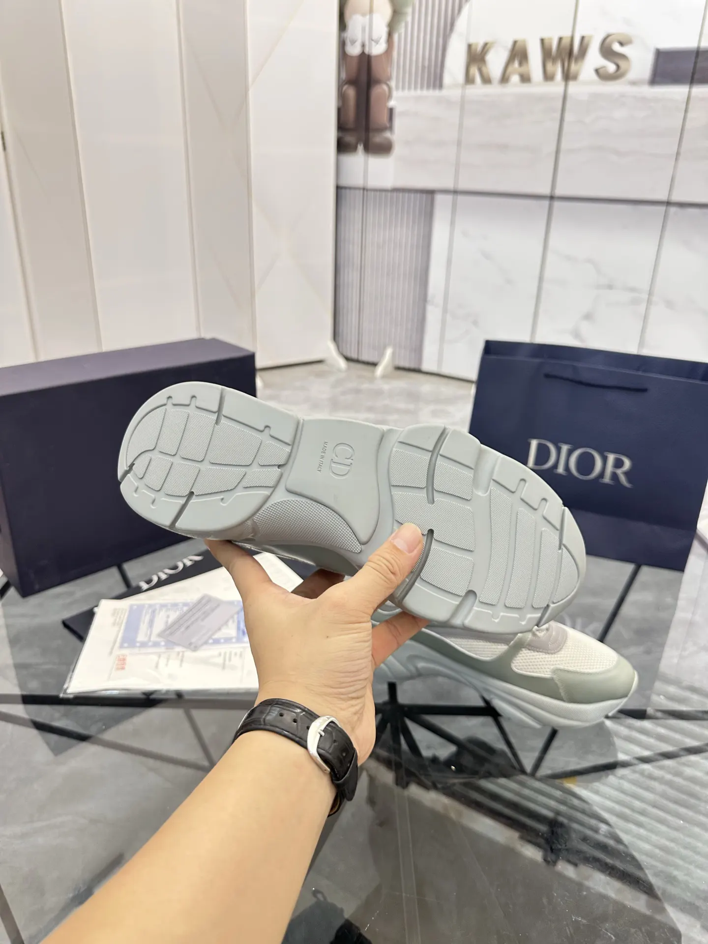 Dior B22 白色牛皮休闲鞋 舒适
