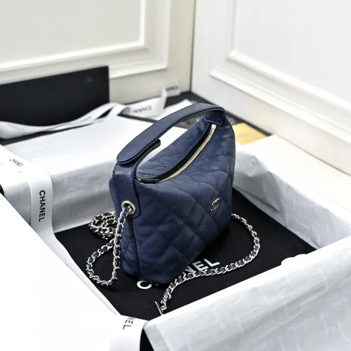 Chain Bag Leather