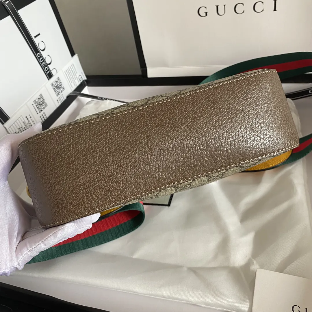 Gucci GG Supreme Ophidia 老花链条包 日常搭配