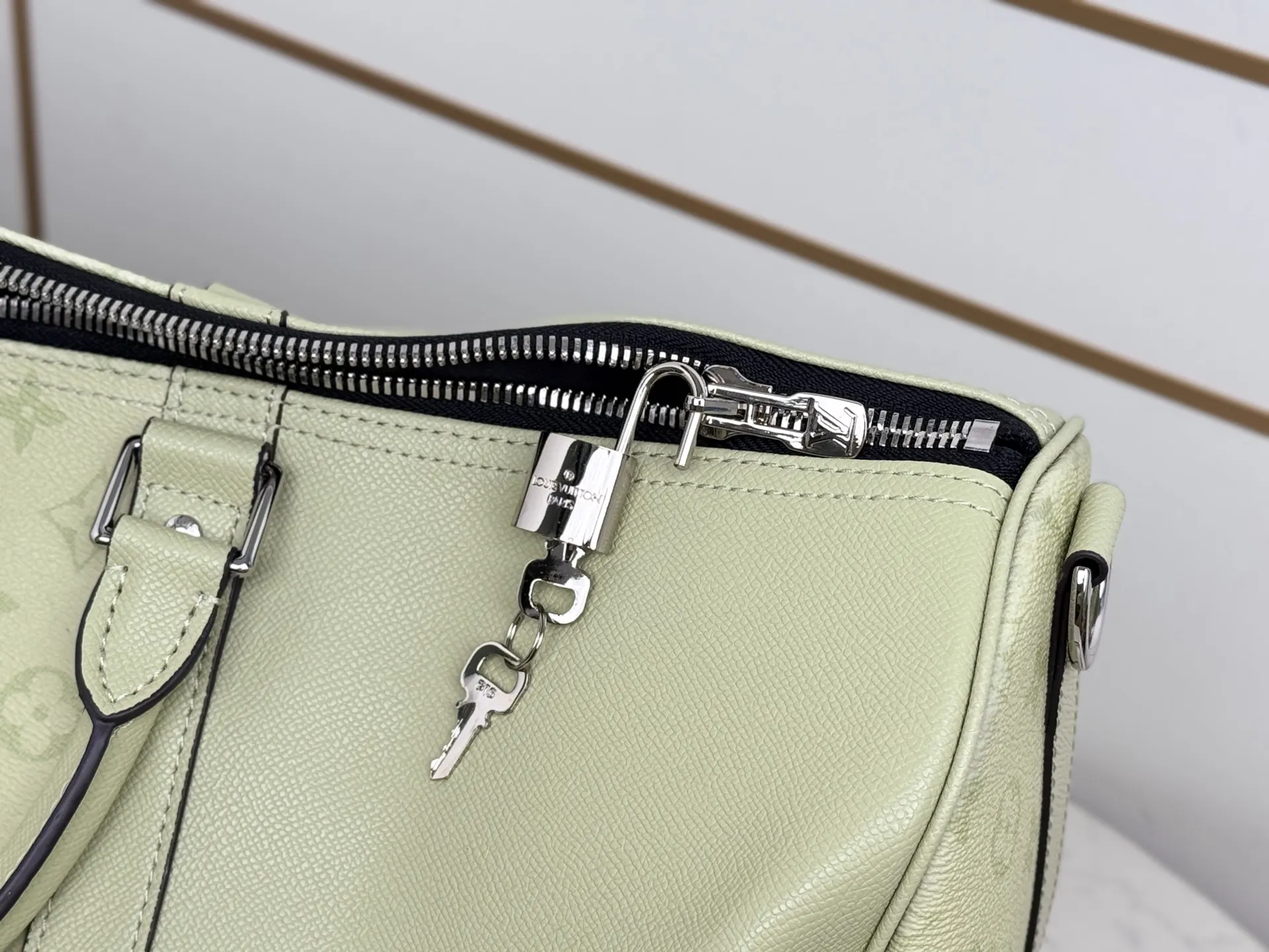 LV Keepall 牛皮 旅行包 大容量旅行款