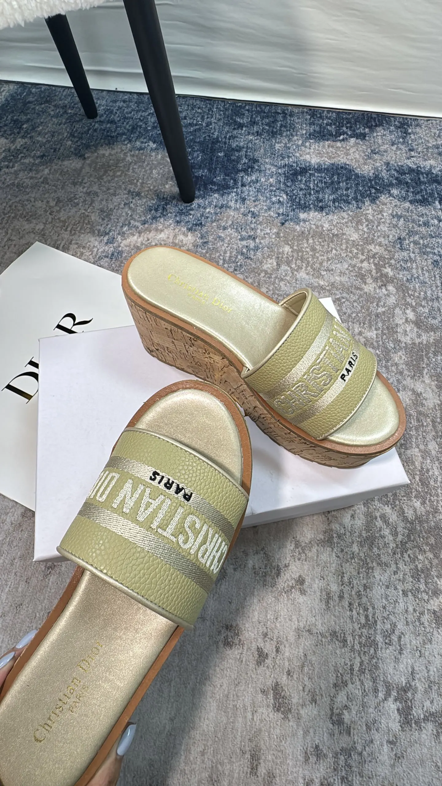 Dior 拖鞋 舒適(數字6) Dior 拖鞋 舒適(數字6)