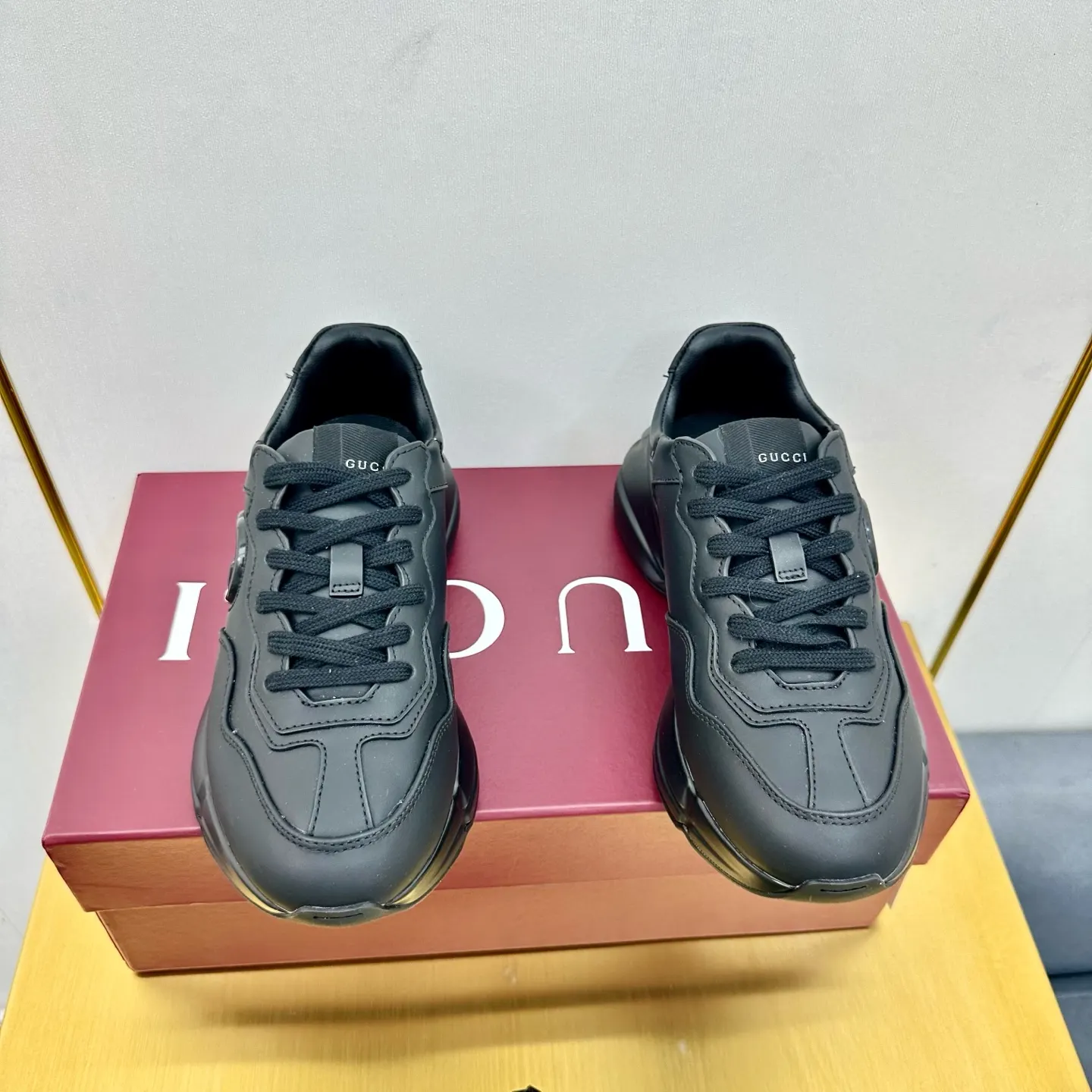 Gucci Logo Sneakers Models 103 Image 7 Gucci Logo Sneakers Models 103 Image 7