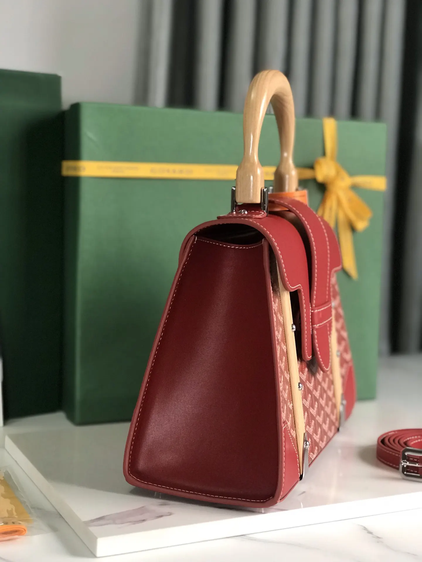 Goyard 帆布 斜挎包 轻便斜挎款