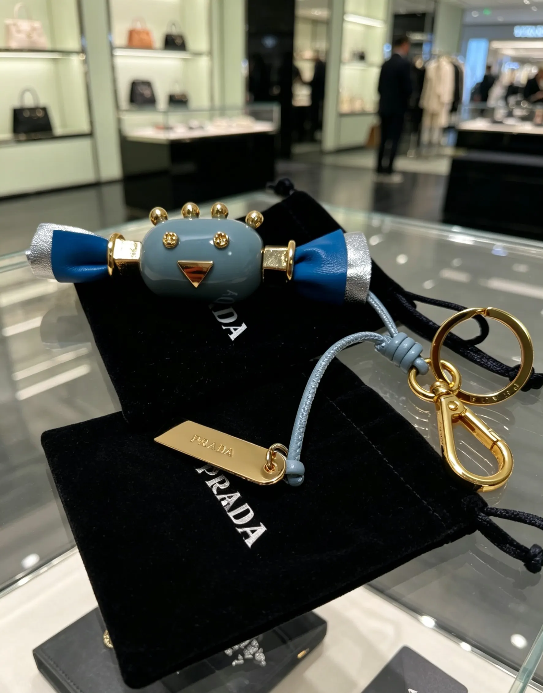 PRADA 蓝色 羊皮 三角标 包包挂饰 包袋点缀款