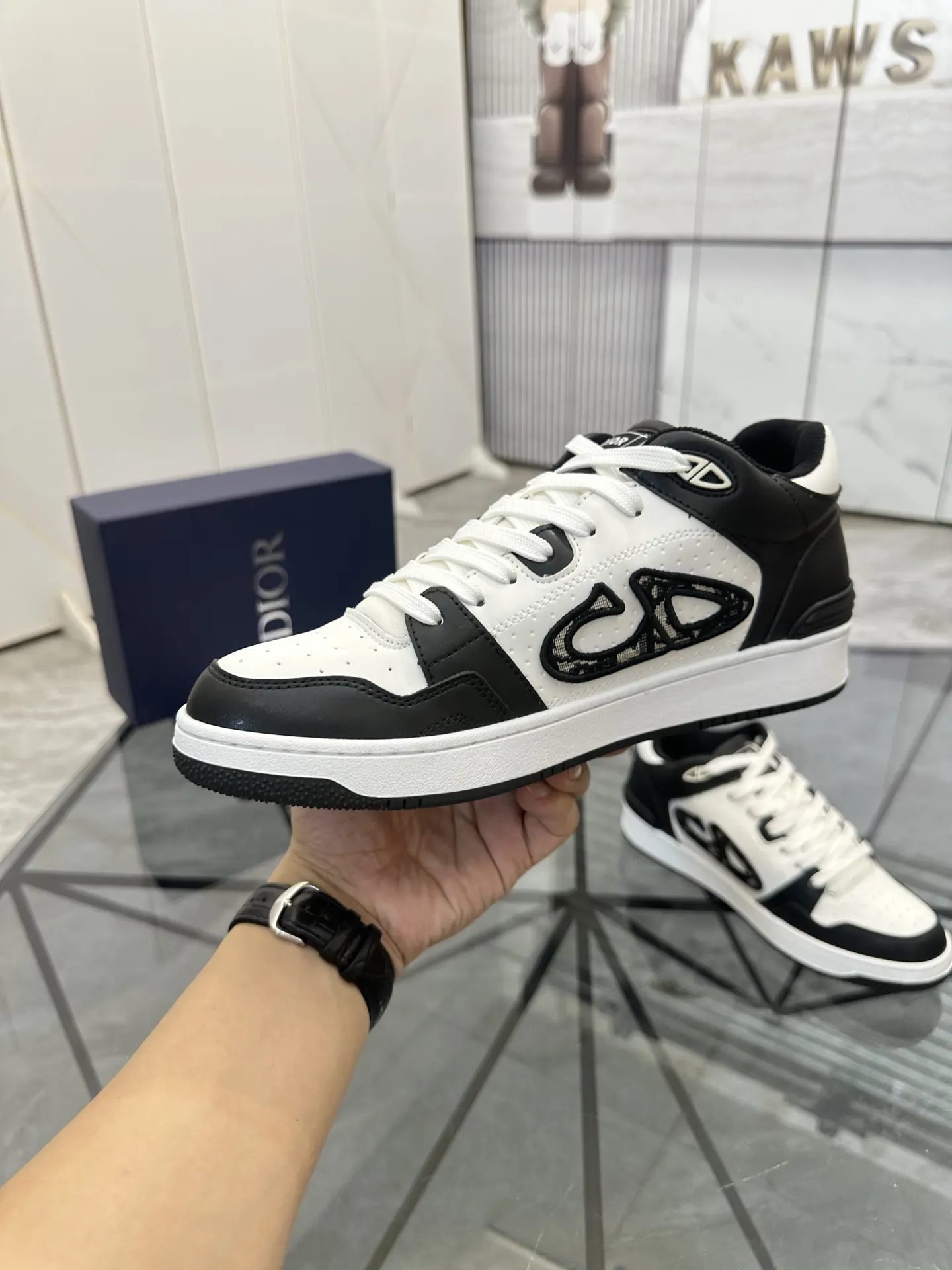 Dior B57 黑白拼色牛皮休闲鞋